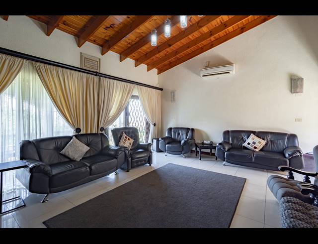 4 BEDROOM HOUSE FOR SALE IN RESERVOIR HILLS